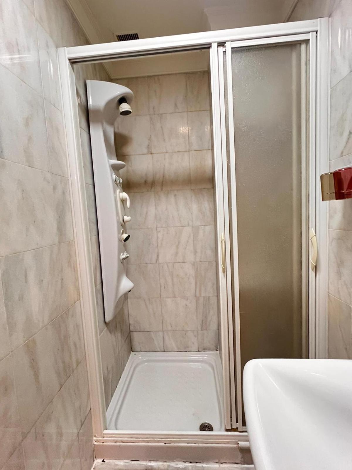 Central Suites Isabel II 比戈 外观 照片