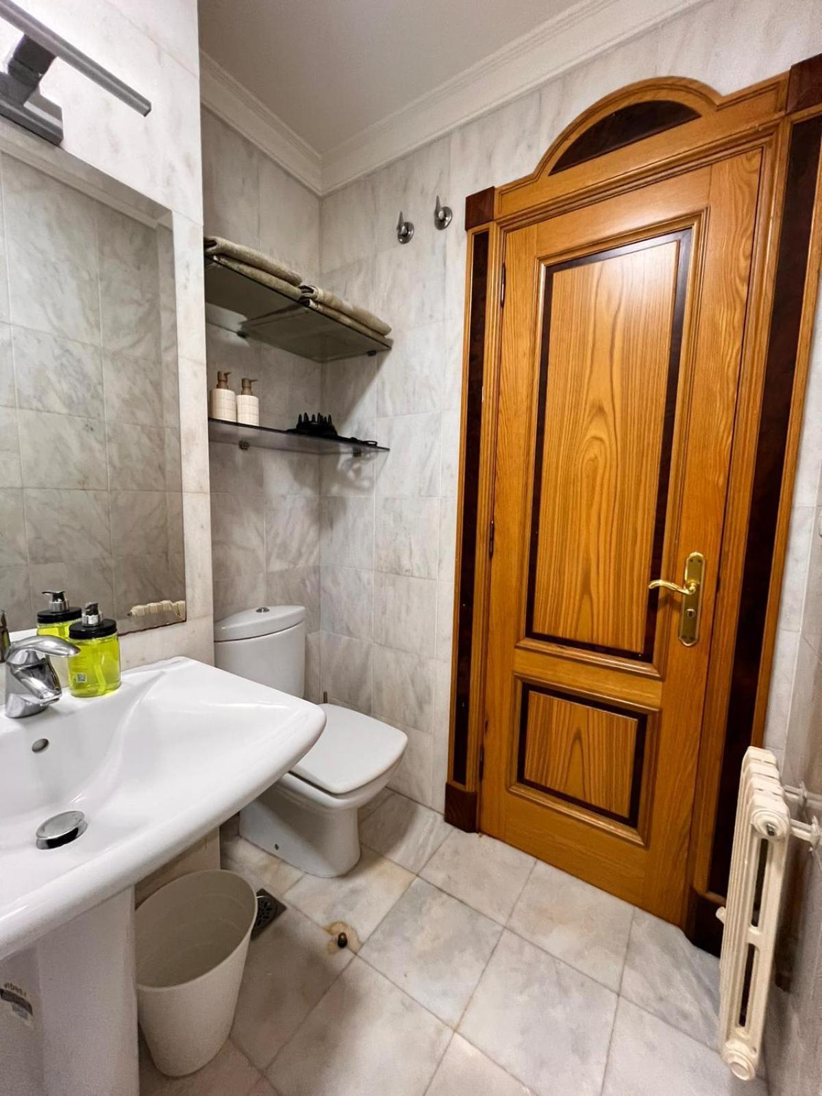 Central Suites Isabel II 比戈 外观 照片